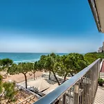 Sea Front Apartament Platja D'Aro Y Parking Апартаменты Платья-де-Аро