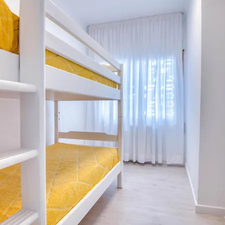 Sea Front Apartament Platja D'Aro Y Parking Апартаменты Платья-де-Аро