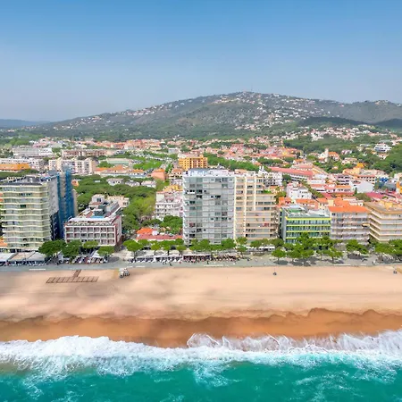 Sea Front Apartament Platja D'Aro Y Parking Платья-де-Аро